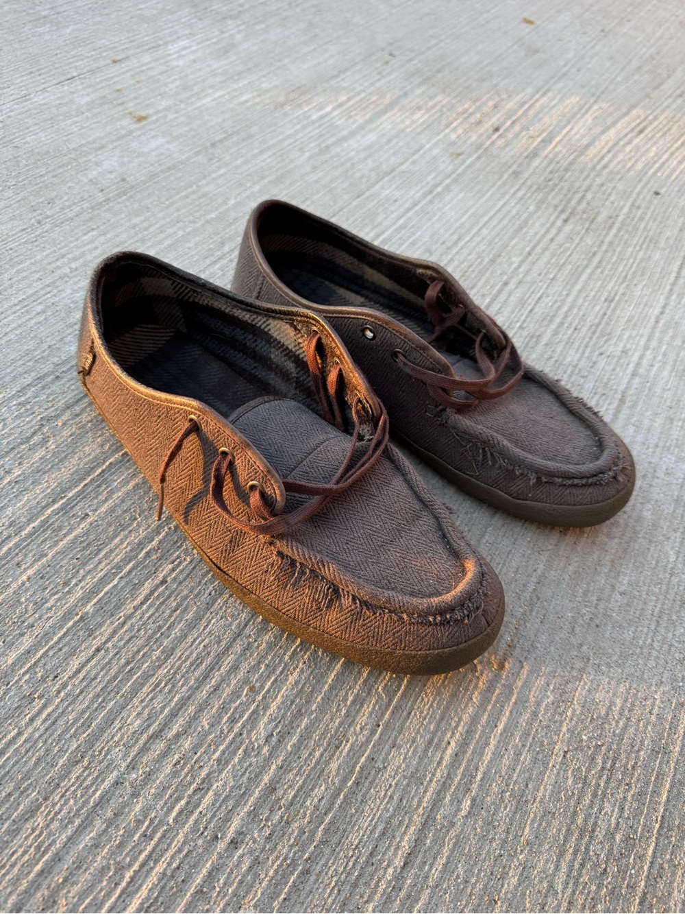 Vans Men’s 10.5 Lot Bundle 4 Pairs Authentic Slip Ons Moccasin Blue Red Brown - Picture 14 of 16